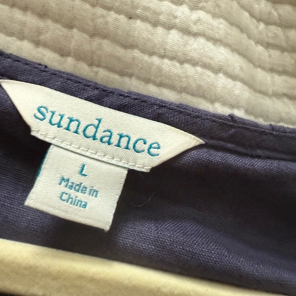 Sundance blue Tunic with Embroidered Details. 100% linen. - Picture 5 of 6